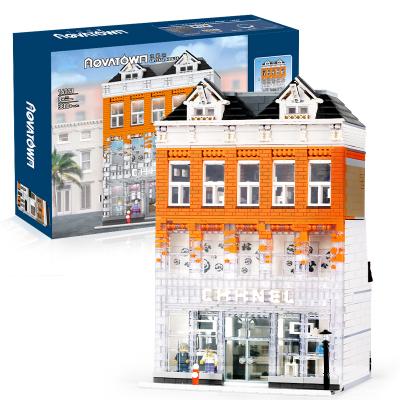 China Intelligence Assembled Building Toy 16021 New Crystal Palace Street View With LED Light Building DIY House Toy Building Block for sale