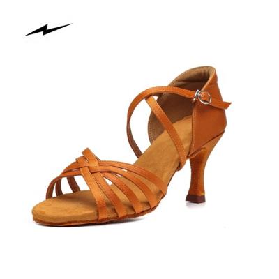 China Women's Latin Dance Shoes Factory Supply Latin Girls Sweden-Unique Dance Shoes Ballroom Dance Shoes for sale