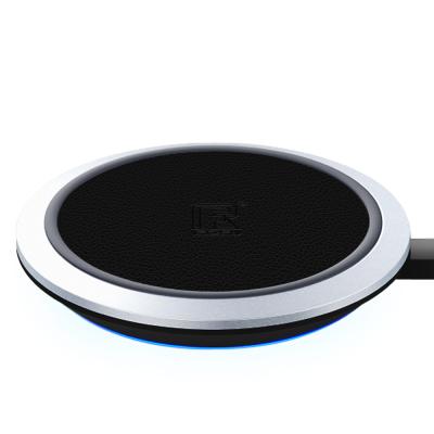 China Qi G Power Certificate Mobile Phone ROFI Match Wireless Charger For Samsung And Iphone for sale