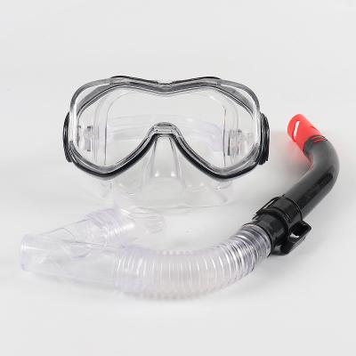 China 180 Wide Sight 2022 Diving Equipment Snorkel Set Silicone Strap Professional PC Lens Dive Mask With PVC Snorkel Tube for sale