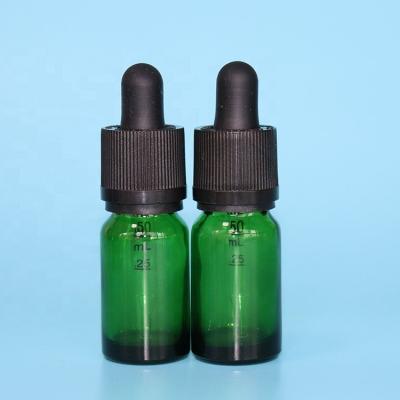 China Personal care 10ml green glass bottle with black essential oil dropper bottle 10ml green dropper tamper child safe bottle green for sale