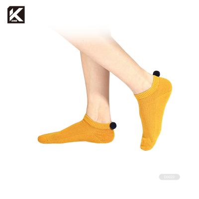 China KT1- D043 Sustainable Pom Pom Socks For Women for sale