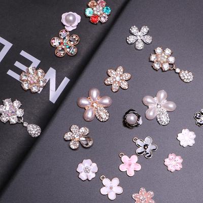 China Luxury Eco-Friendly Metal Flower Shoe Charms Bead Crystal Flowers Decorations Shoe Accessories Custom Charms for sale