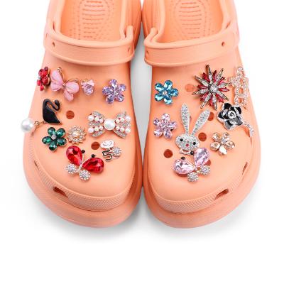 China Eco-Friendly Bling Shoe Charms Custom Crystal High Class Shoe Decorations Accessories Charms for sale