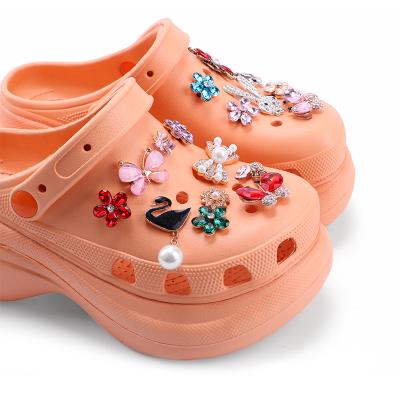 China Bling Eco-Friendly Shoe Charms Crystal High Class Shoe Decorations Accessories Charm Custom Clog Designer Dedor for sale