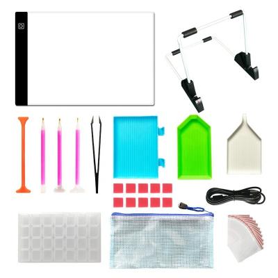 China Eco-friendly A4 Led Tracing Pad With Diamond Tools Painting Accessories for sale