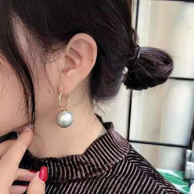 China New Design Fashion Trendy Large Pearl Circle Anti Allergy Big Pearl Earring for sale