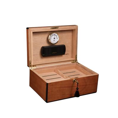 China Handmade Factory Wholesale Custom Wooden Cigar Humidor Box for sale