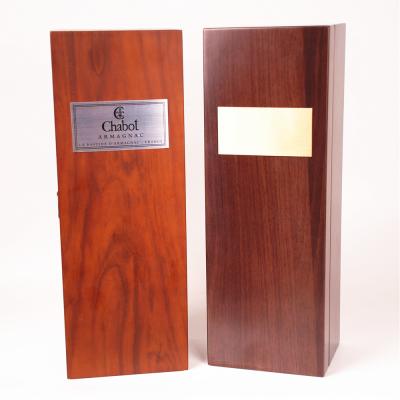 China Handmade Luxury Premium Simple Whiskey Glass Bottles Maple Wooden Packaging Box for Chabot for sale