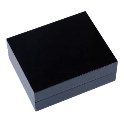 China Wedding Handmade Matte Black Gift Box USB Lacquer USB Pen Drive Instant Gift Box for sale