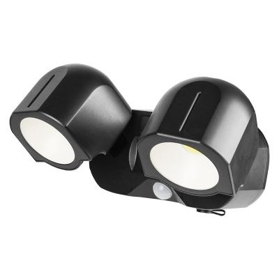 China Square Garden Park Wall Lights Motion Sensor Security Battery Operated Light with Dual LED Head for sale