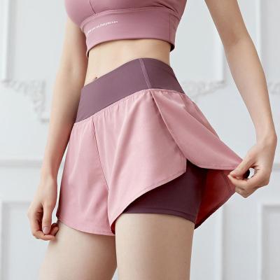 China Lulu 2021 Sexy Sports Fitness Anti-shoes Breathable Shorts Women's Fake Two Hundred Size High Hips Yoga Tight Shorts Three for sale