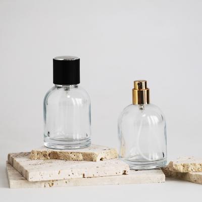 China Luxury Cosmetic Perfume Bottle Perfume Spray Bottle , 50ml Perfume Sprayer Glass Empty Bottle for sale