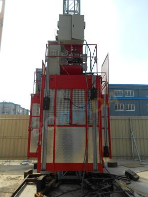 China Frequency Conversion Passenger Hoist with Single Car 2000kg High Capacity for sale