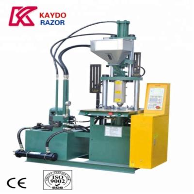 China 45T Vertical Injection Plastic Machine 6.1cm3/Sec Rate 180MM Opening Stroke for sale