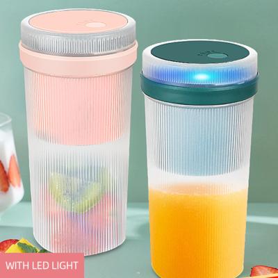 China Portable Personal Blender Cup USB Fruit Juicer Blender Easy Handling Rechargeable Smoothies Shakes Mini Travel Plastic Bottle for sale