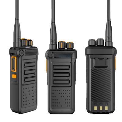 China Professional PVC+ABS D700 10W UHF Radio Long Range 10km Handheld Two Way Walkie Talkie for sale