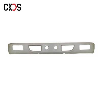 Chine Hot Sale Japanese Spare Parts TRUCK FRONT BUMPER Isuzu Body Parts for ISUZU NPR 600P 8-97999014-0  IS-2420  8979990140 à vendre