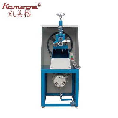 China Temperature and speed can be adjustable. Kamege XD-378 One Wheel Shoulder Leather Belt Scratching Laminating Machine for sale