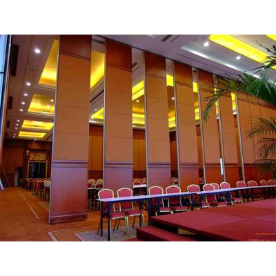 China Durable And Easy To Use Movable Room Divider Door Restaurant 80Mm Surface Fabric Partition Wal for sale