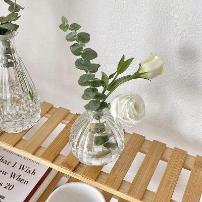 China Mini Transparent Flower European Creative Embossed Glass Vase Vintage Vase Hydroponic Home Living Room Glass Vase for sale