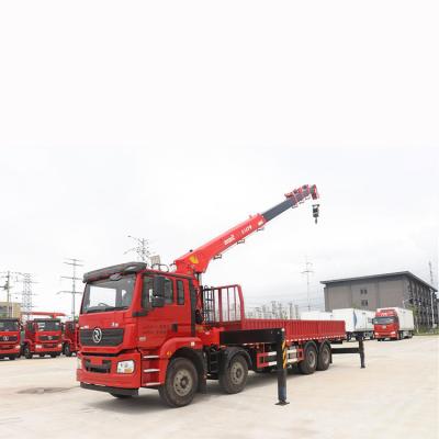 China TRUCK CRANE Imported hydraulic control valve crane with octagonal truck boom for sale