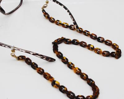 China Amazon Explosion Resin Eco-Friendly Acrylic Glasses Chain Tortoiseshell Amber Two Tone Sunglasses Bracket Neck Lanyard Hanging Chain for sale