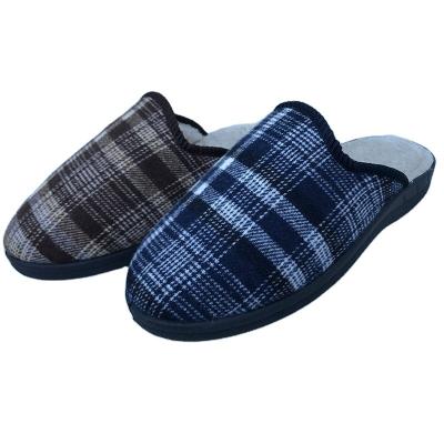 China Custom Made Indoor Cotton Grid Shoes Outdoor Women's Garden Anti Slip Shoes Anti Slip Warm Slippers Home Slippers for sale