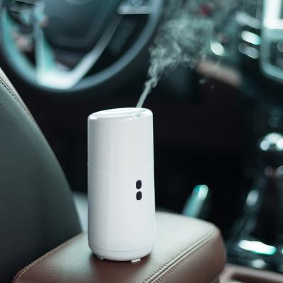 China Amazon Mini Portable Car Ultrasonic Usb Electric Humidifier Aroma Essential Oil Diffuser for Car Bathroom Home Bedroom for sale