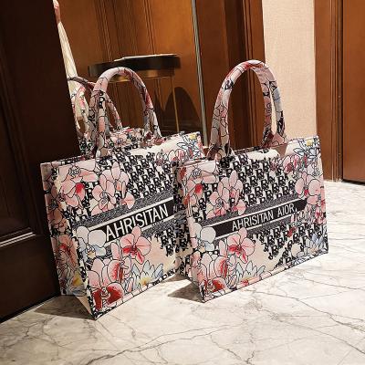 China Luxury Canvas Large Lady Women Handbags Tote Bag Decorative Pattern bolsos de mujer bolsos designer brand waterproof bags for sale