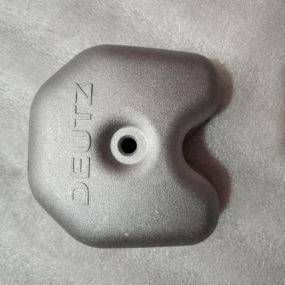 China Diesel Engine Deutz 914 Engine Spare Parts Valve Chamber Cover 04235422 for sale