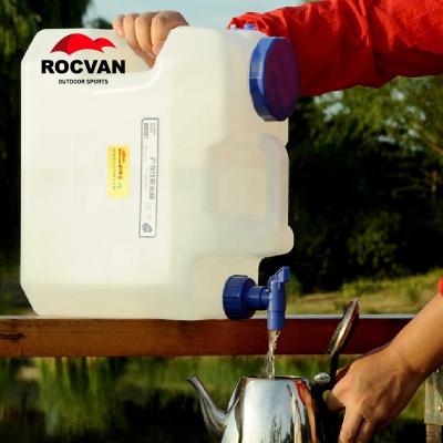 China ROCVAN Stocked Lightweight Camping Water Bucket 18L 23L PC Outdoor Plastic Water Tank With Handle CWB457 for sale