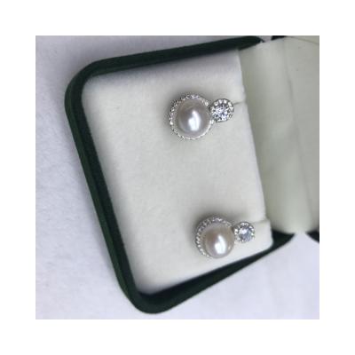 China Vintage pearl earring 8-9mm button 3A pearl fancy design freshwater pearl earrings2 for sale