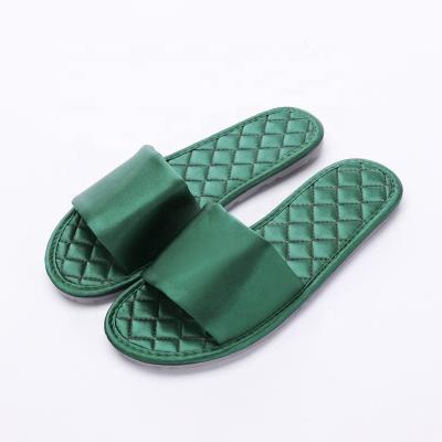 China Simple Deodorization And Convenience Indoor Home Use Slippers Ladies Slipper for sale