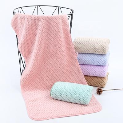 China High Density Child Safe Coral Velvet Pineapple Grid Absorbent Bath Towel / Warp-knitted Beach Towel for sale