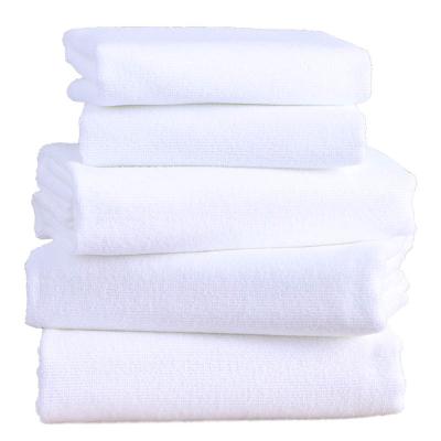 China Super Absorbent Custom Hotel Spa Chain Microfiber Bath Microfiber Pedicure Towel Soft White Quick Dry Hotels Safe For Spa Kids for sale