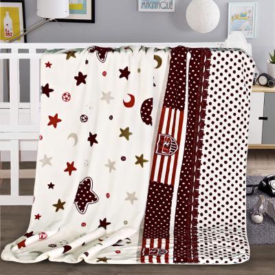 China Wholesale Customized Anti-pilling Super Soft Printed Flannel Fleece Blankets For Winter Bed for sale