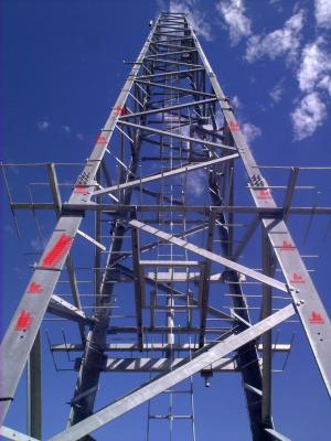 China Torres del enrejado para las telecomunicaciones en venta