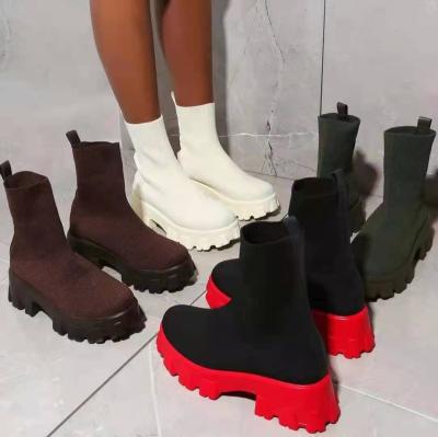 China Hotsale Autumn Winter Walking Boots Fashion Women's Nightclub Party Lightweight Ladies Shoes Boots Short With Rivet for sale