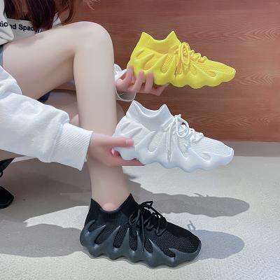 China 2021 High Quality Lightweight New Women's Sports Sneaker Shoes Women's Popular Casual Shoes for sale