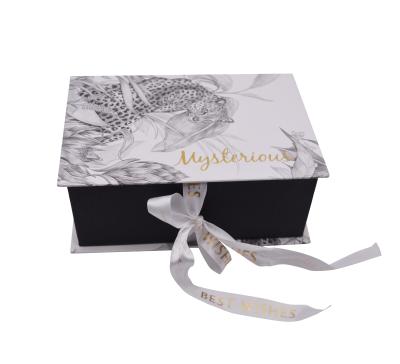 China Recyclable Luxury Custom Rigid Cardboard Packaging Box Foldable Logo Printing Gift Boxes For T-shirt Elegant Shoes Wedding Gifts Packaging for sale