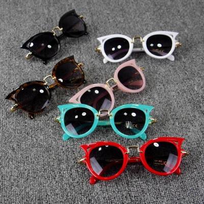 China Fashion Sunglasses 2021 Cute Kids Eyewear Boys Girls Shape Cat Eye UV400 Shading Sun Glasses For Kids for sale