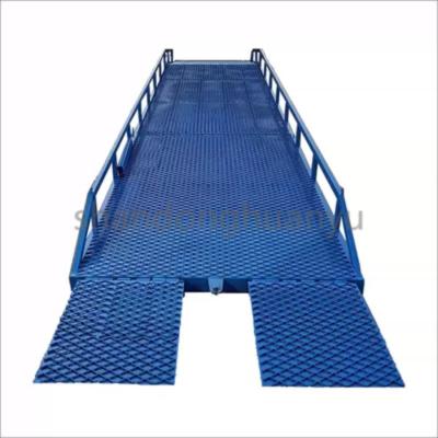 China Building Material Shops Good Quality 8 Ton 10 Ton Ramp Container Ramp Forklift Mobile Loading Unloading Dock Leveler for sale