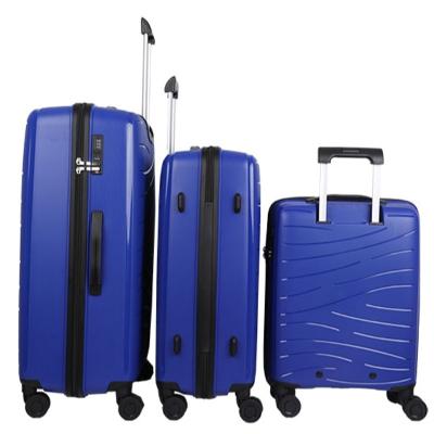 China Fashionable Hot Selling Set of 3 Pcs Set of Popular Luggage Trolley Suitcase Plastic Suitcase with Spinner Wheels for sale