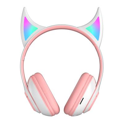 China Earphone Game BT 5.0 Radio Headphones Over Ear Cat LED Light Music Foldable Headset Gaming Music Pad Laptop for Adult and Kids PC TV for sale