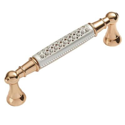 China Minimalist high-grade home style kitchen bedroom European American Diamond Furniture Handle Golden Crystal handle for sale