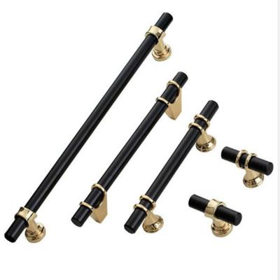 China 2021 New Product New Product Black Bedroom Furniture Handle Luxury Accessories Brass Kitchen Handle for sale