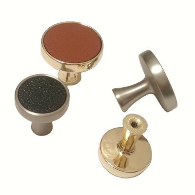 China EUROPEAN Black Or Brown Leather Drawer Pulls , Bathroom Cabinet Leather Handles Furniture Hardware Fittings for sale