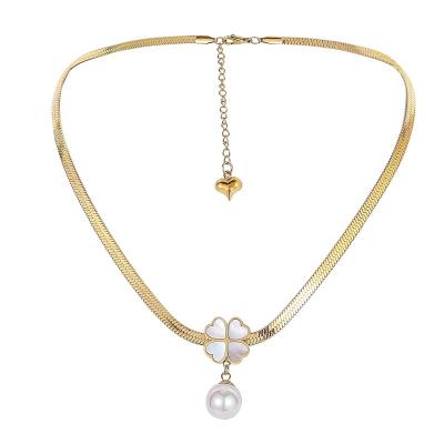 China TRENDY Jewelry 18k Gold Plated Stainless Steel Chain With White Shell Necklace Jewelry for sale