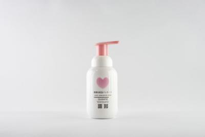 China Beautiful Foundation Pump Bottle , Shampoo Cosmetic Plastic Bottles for sale